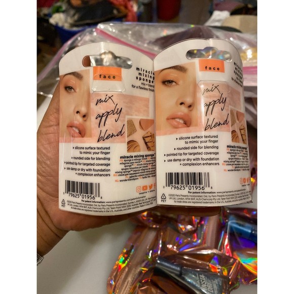 Lot of 2 Real Techniques 2 in 1 miracle mixing sponge For Face 01956 - Picture 6 of 8